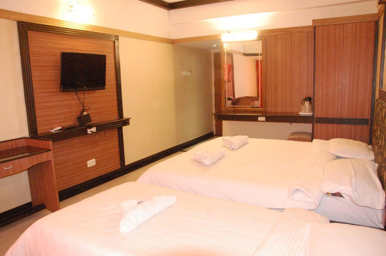 Hotel Blue Star Коимбатур Экстерьер фото